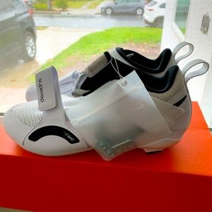 NWT Nike Women’s Superrep Cycling Show Size 6